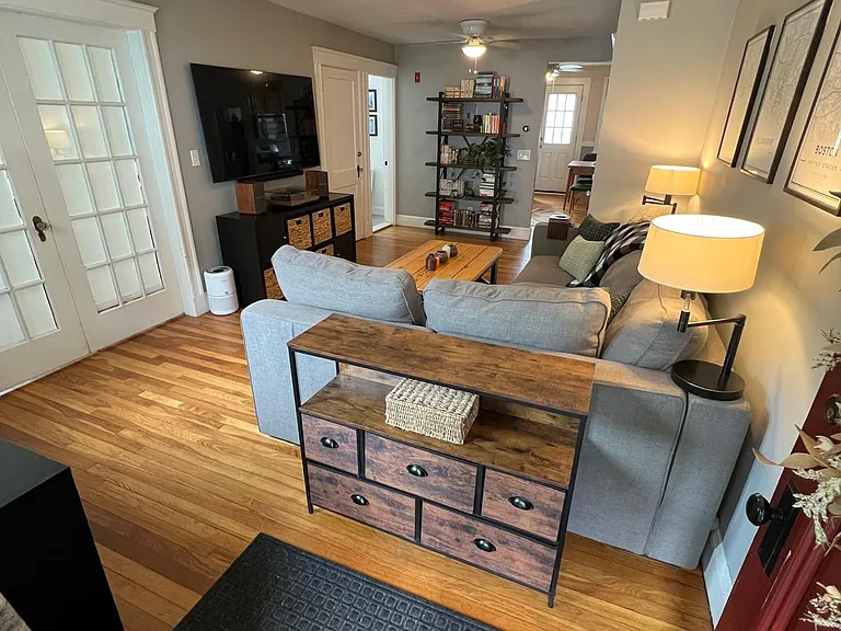 94 Overland Rd #2 — Photo 5