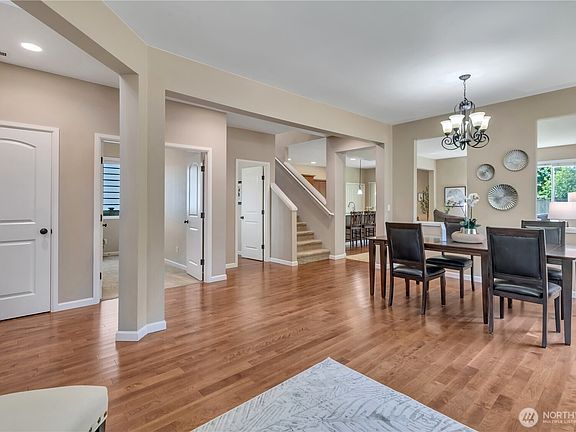 5th image of 2404 57th Street SE