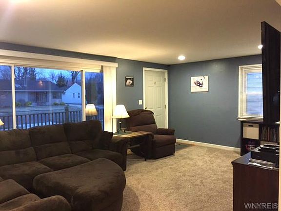 5th image of 35 Kelvin Dr