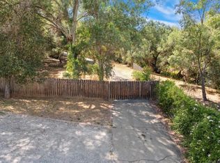 1529 Cloverdale Rd, Escondido, CA 92027