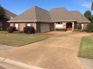 102 Linden Cv, Madison, MS 39110