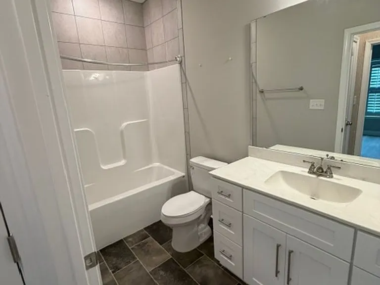 311 Oak Pointe Cir E — Photo 19