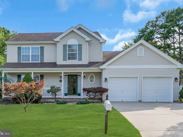 350 Deer Lake Ct, Manahawkin, NJ 08050