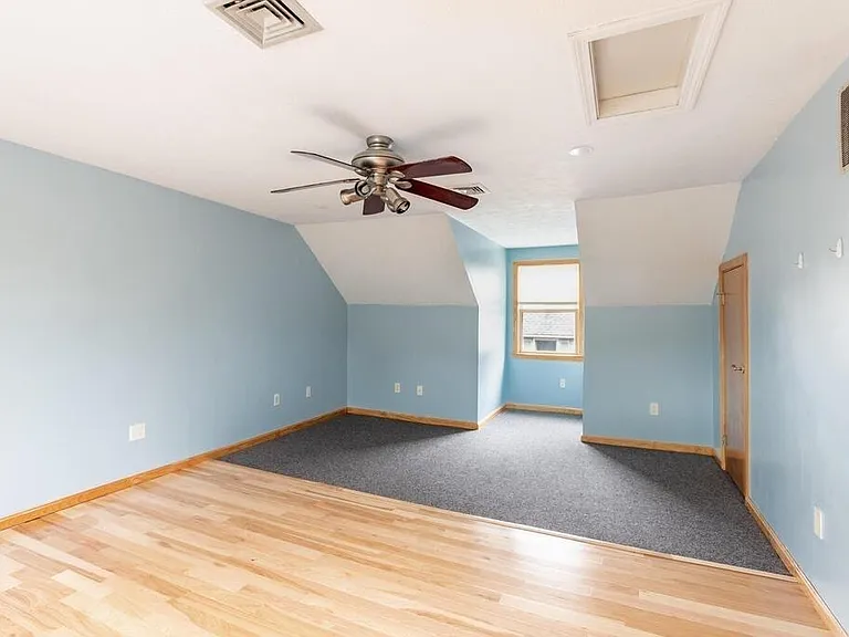 34 Highbridge Hl — Photo 11