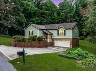 3771 Rain Valley Dr, Hudson, NC 28638
