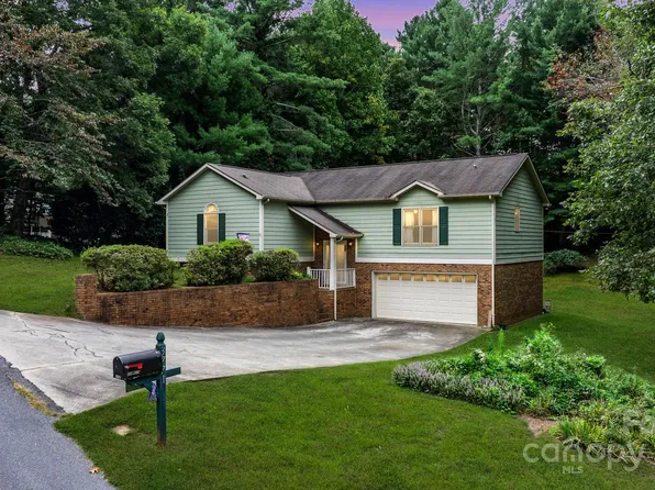3771 Rain Valley Dr, Hudson, NC 28638