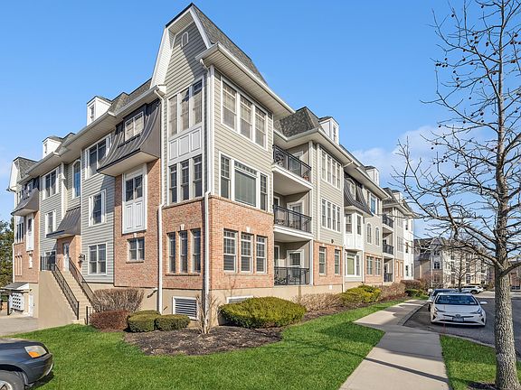 2nd image of 121 Roosevelt Way #1205