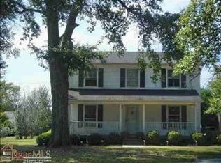 58 Blacks Dr, Greenville, SC 29615