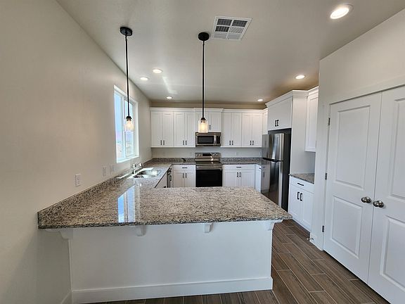 4th image of 438 Stone Mountain Dr Unit 56