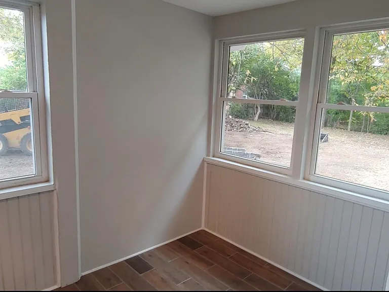 1323 Camden Ave — Photo 6