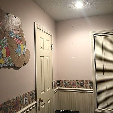 4th image of 408 SE Ashton Dr