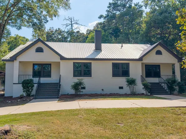 952 Cogswell Ave, Pell City, AL 35125