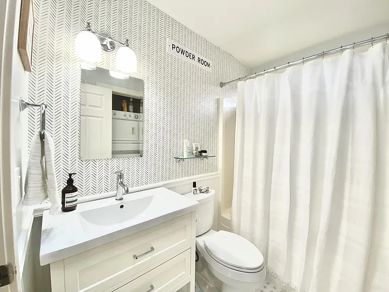 506 NE 73rd St #3A — Photo 13