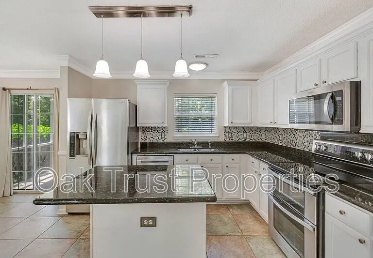 117 Broken Branch Dr — Photo 10