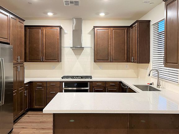 4th image of 4410 French Dr