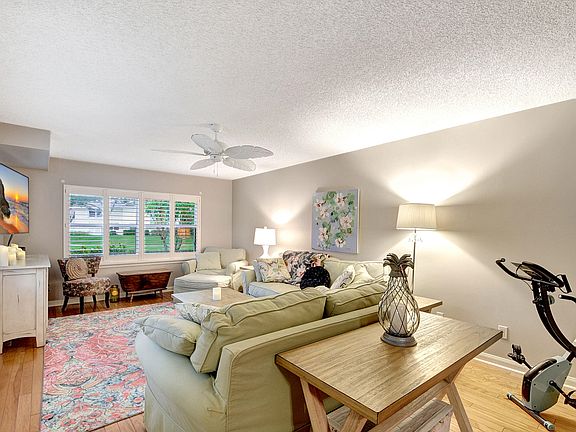 4th image of 8135 Bridgewater Court #35a