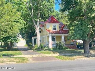 623 E 5th St, Bloomsburg, PA, 17815