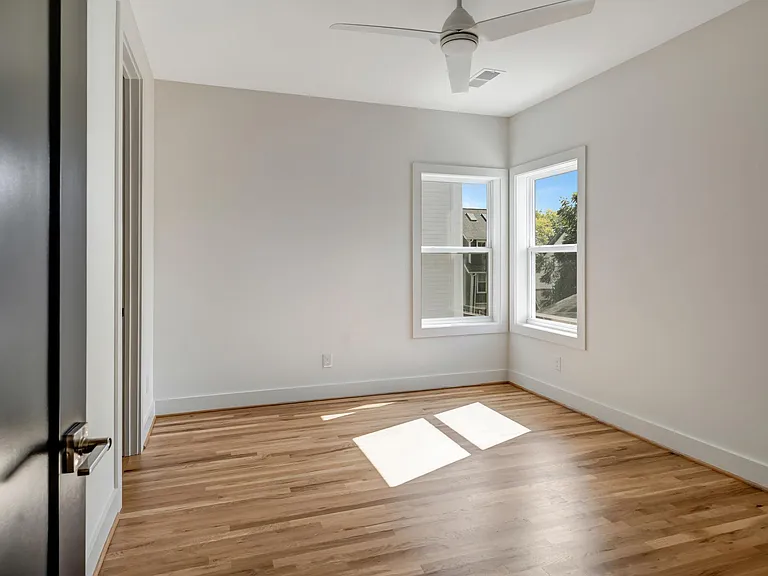 1806A Neal Ter — Photo 10