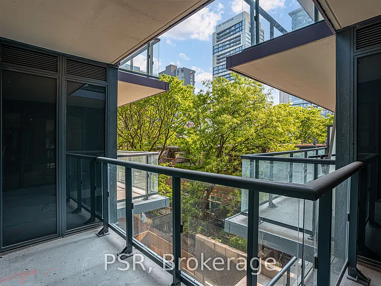308 Jarvis St #422 — Photo 35