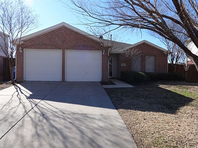 1st image of 2420 Breanna Way