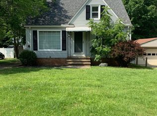 3510 W Ridgewood Dr, Parma, OH 44134