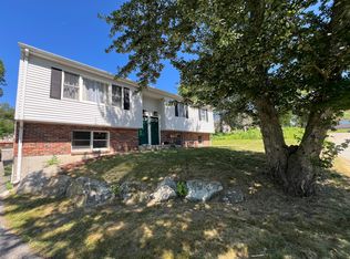7 Zoar St #1, Worcester, MA 01604