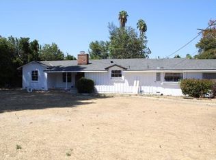 22633 Calvert St, Woodland Hills, CA 91367