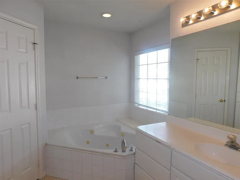 2710 Grants Lake Blvd #G3 — Photo 11