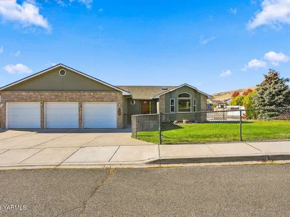 4940 N Sky Vista Ave, Yakima, WA 98901