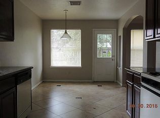 8338 Woodland Willows Dr, Houston, TX 77083