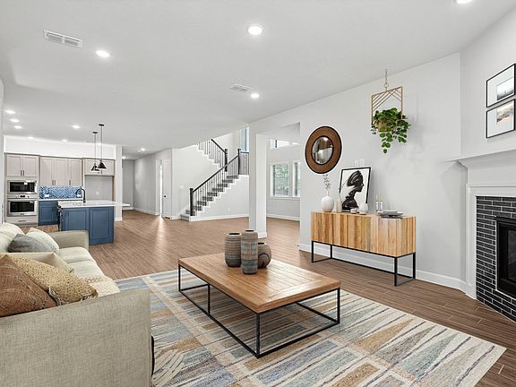 4th image of this home