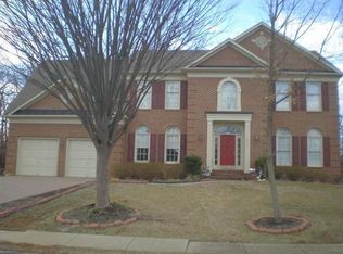 4000 Ancient Oak Ct, Annandale, VA 22003