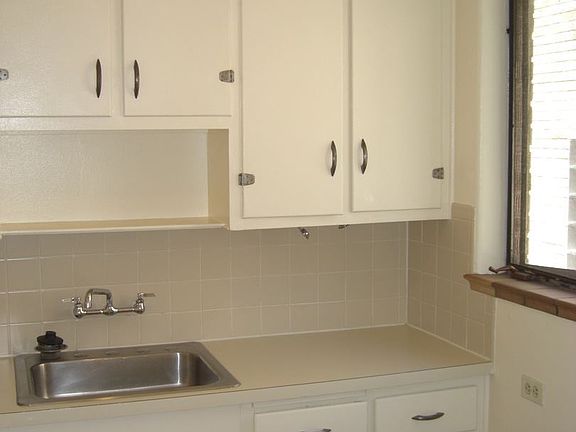 4th image of 1075 N Sherman St APT 301