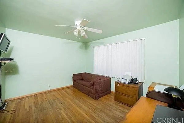 6971 Cozycroft Ave — Photo 12