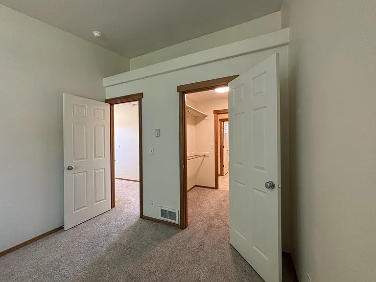610 Maple St #MAIN — Photo 20