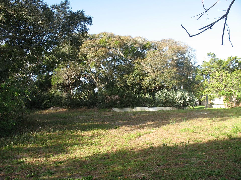1st image of 1608 N Oleander Ave