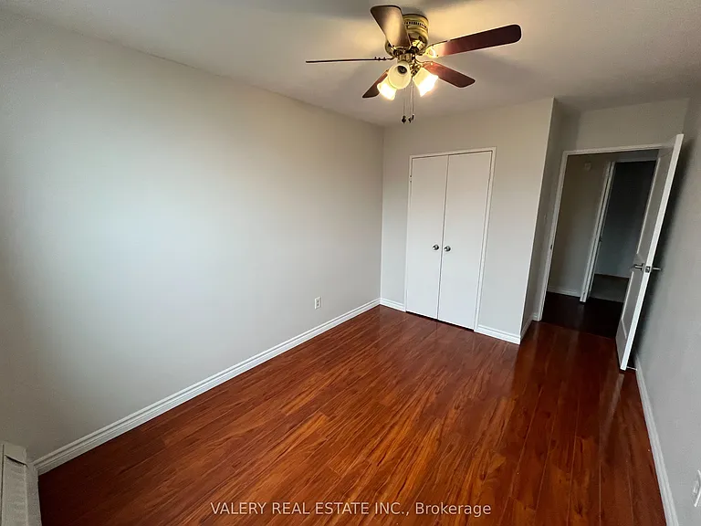 31 Four Winds Dr #708 — Photo 12