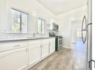 1148 E 48th St #1/2, Los Angeles, CA 90011