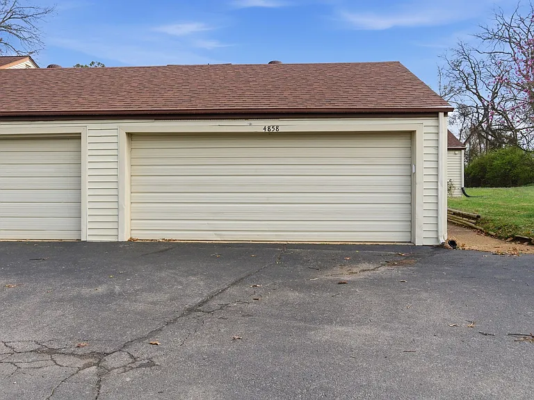 4858 Quail Run — Photo 17
