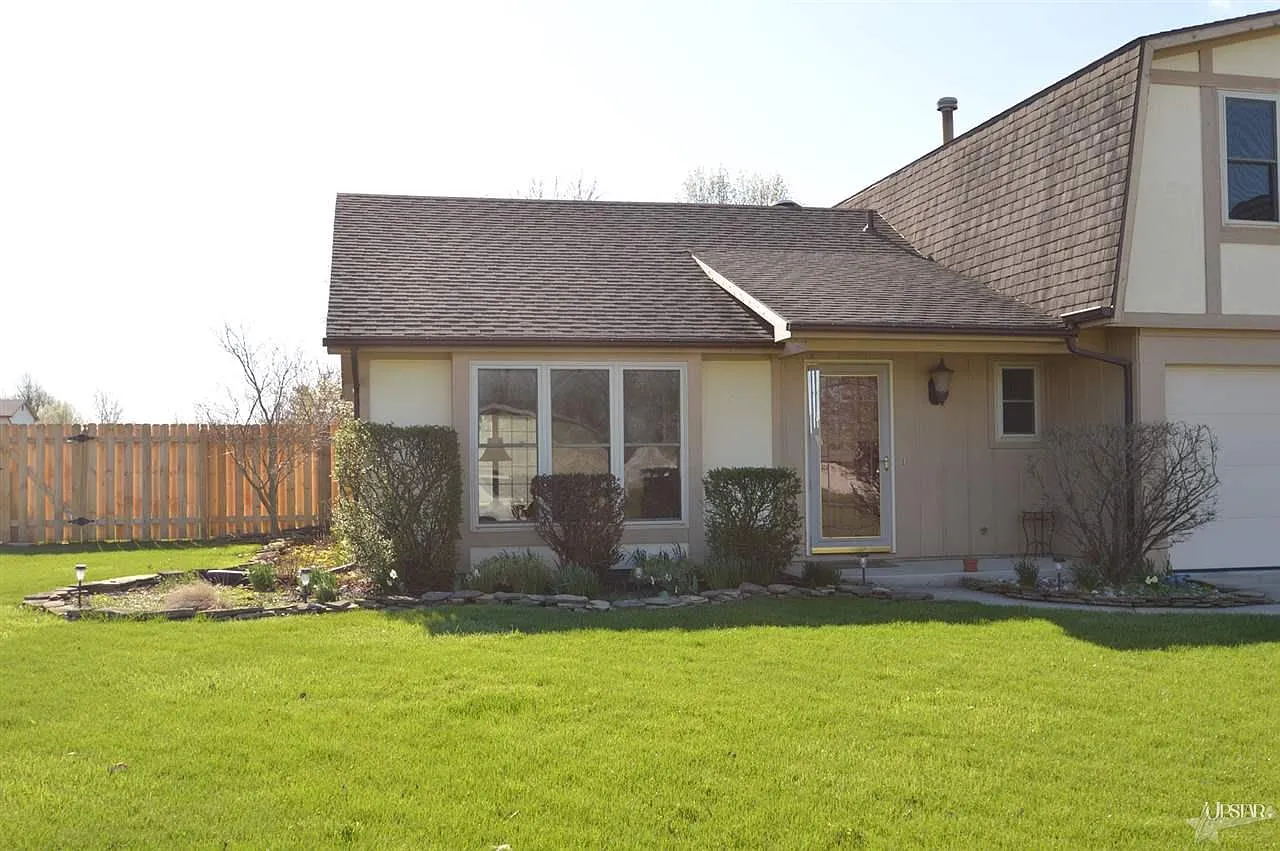 6230 Shell Dr photo 1