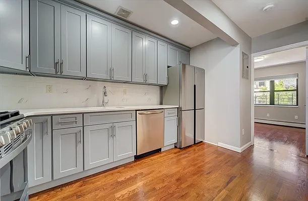 Rented by Casa Blanca Real Estate | media 17