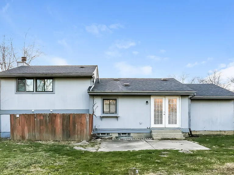 1284 Falene Pl — Photo 18