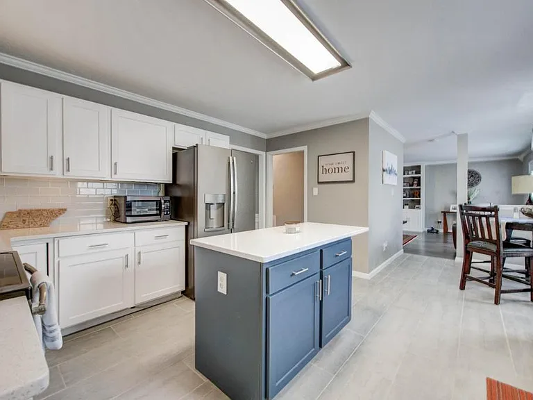 8200 Gallaher Station Dr — Photo 12