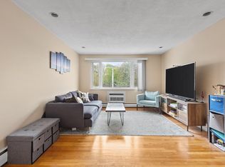 145 Warren St APT 8, Watertown, MA 02472