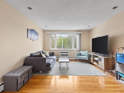 145 Warren St APT 8, Watertown, MA, 02472