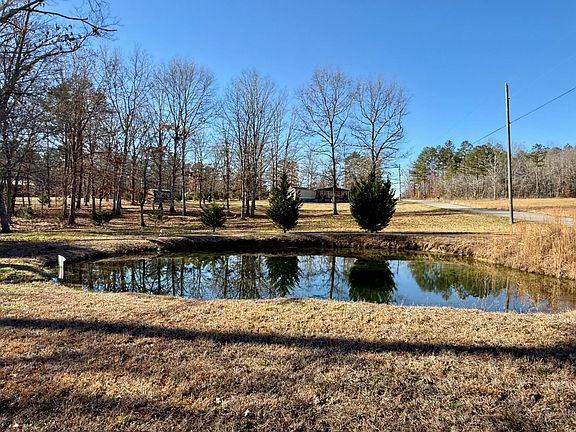 2nd image of 2252 Gizzard Creek Rd