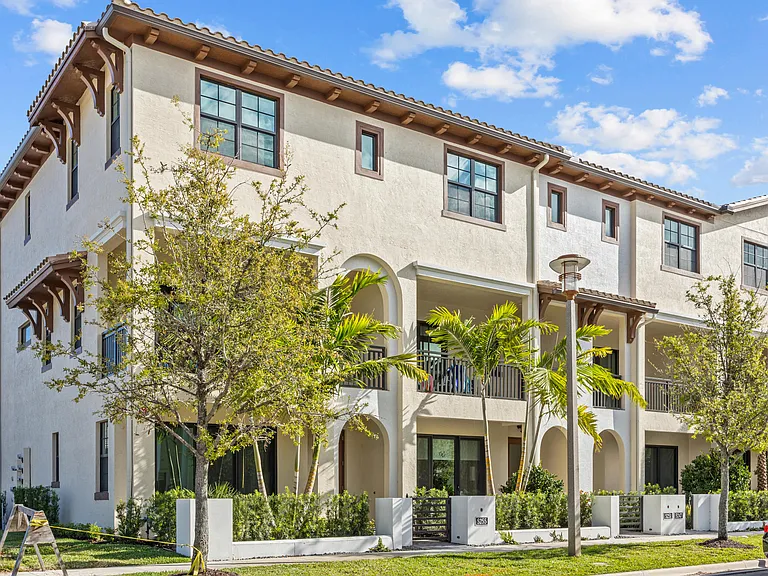 5255 Beckman Ter — Photo 1