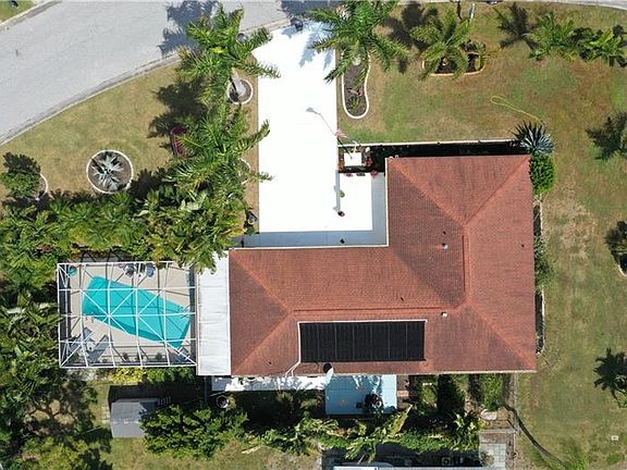 5th image of 2320 Blackwood Dr