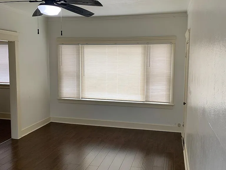 546 Cedar Ave #B — Photo 3