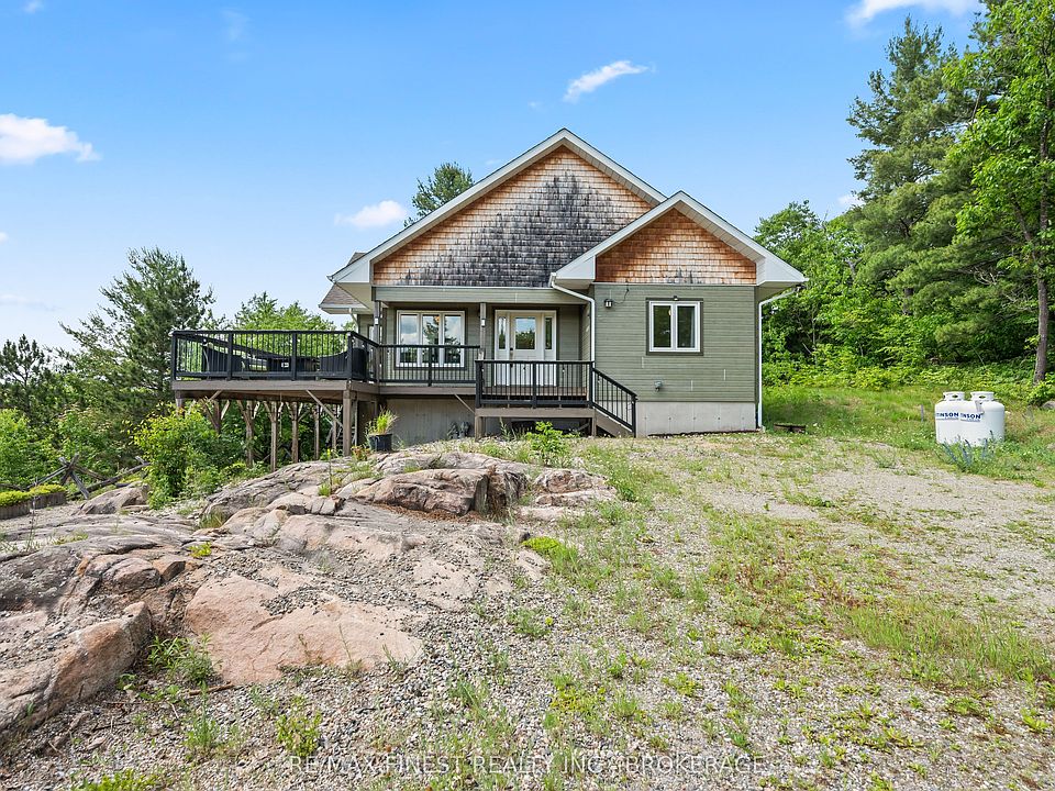 1st image of 2092 Beach Rd